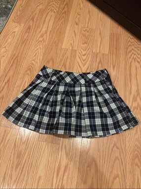 Ardene Navy and White Plaid Pleated Skater Skirt